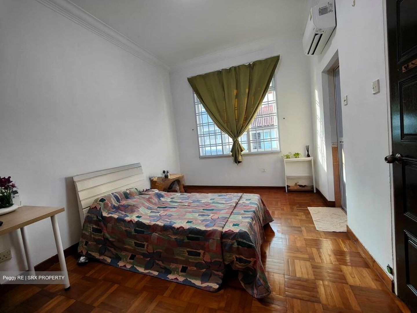 Peakview Estate (D16), Terrace #513531671